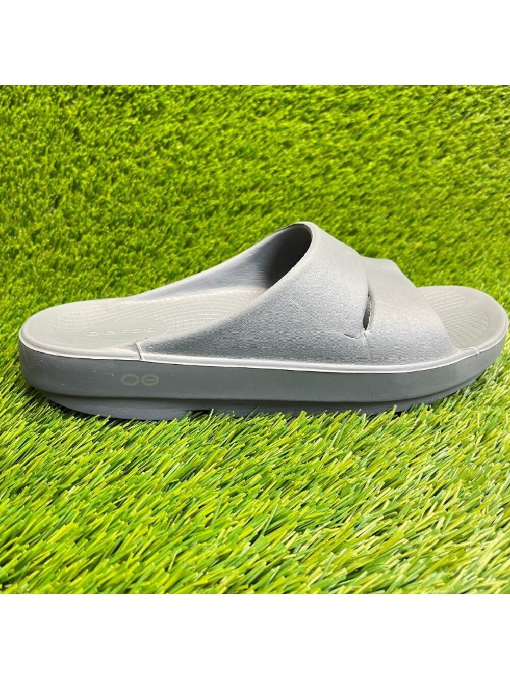OOFOS OOahh Mens Size 9 Gray Blue Beach Outdoor Sport Recovery Slides Sandals